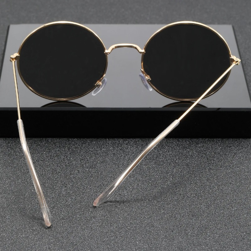 Retro Men Punk Style Sunglasse - Metal Photo Panel review and price